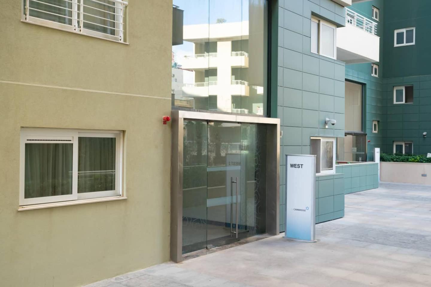 Fort Cambridge Apartments By Homely Sliema Eksteriør billede