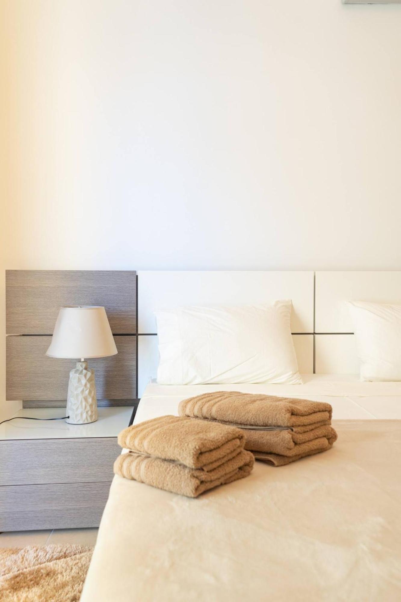 Fort Cambridge Apartments By Homely Sliema Eksteriør billede